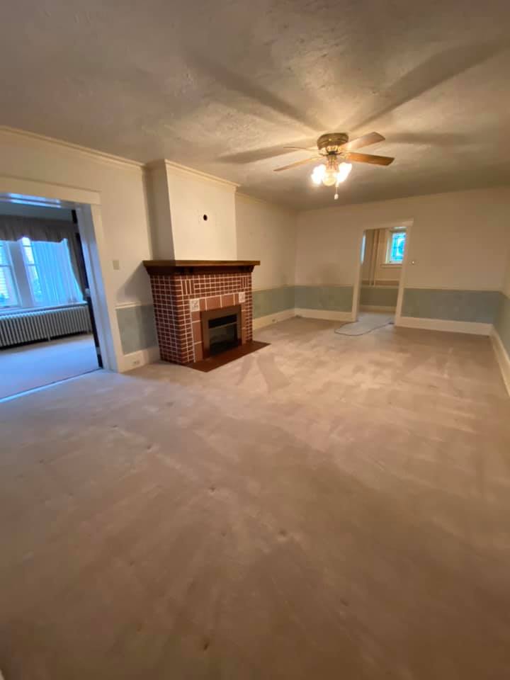 Spotlessly cleaned room ready for new occupants